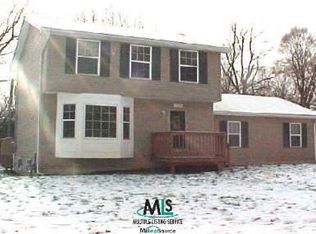 1138 McClellan St, Lake Orion, MI