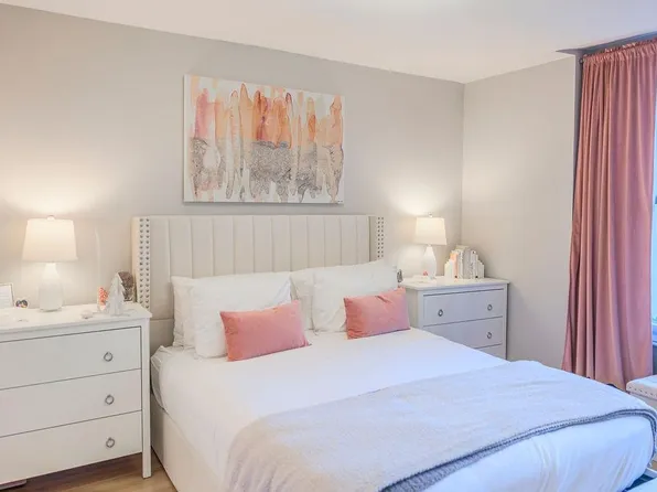 26 Avenue At Port Imperial image 23 of 38