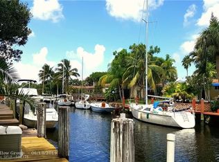 2110 SW 23rd Ter, Fort Lauderdale, FL 33312