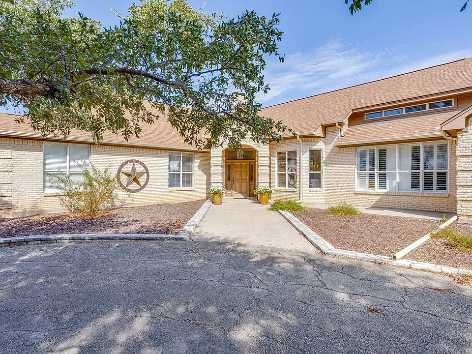 2112 Miller Ct