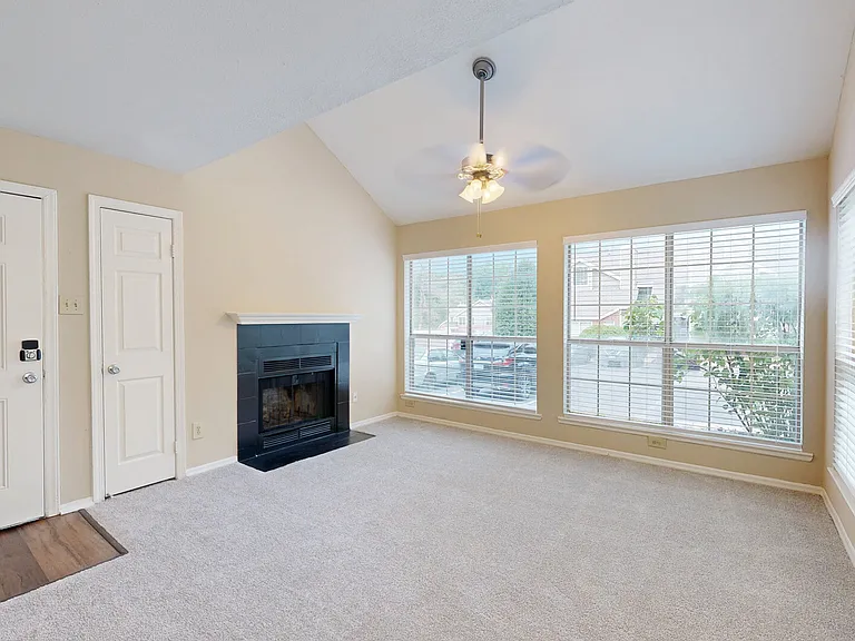 Dominion Lake Ridge — Photo 36