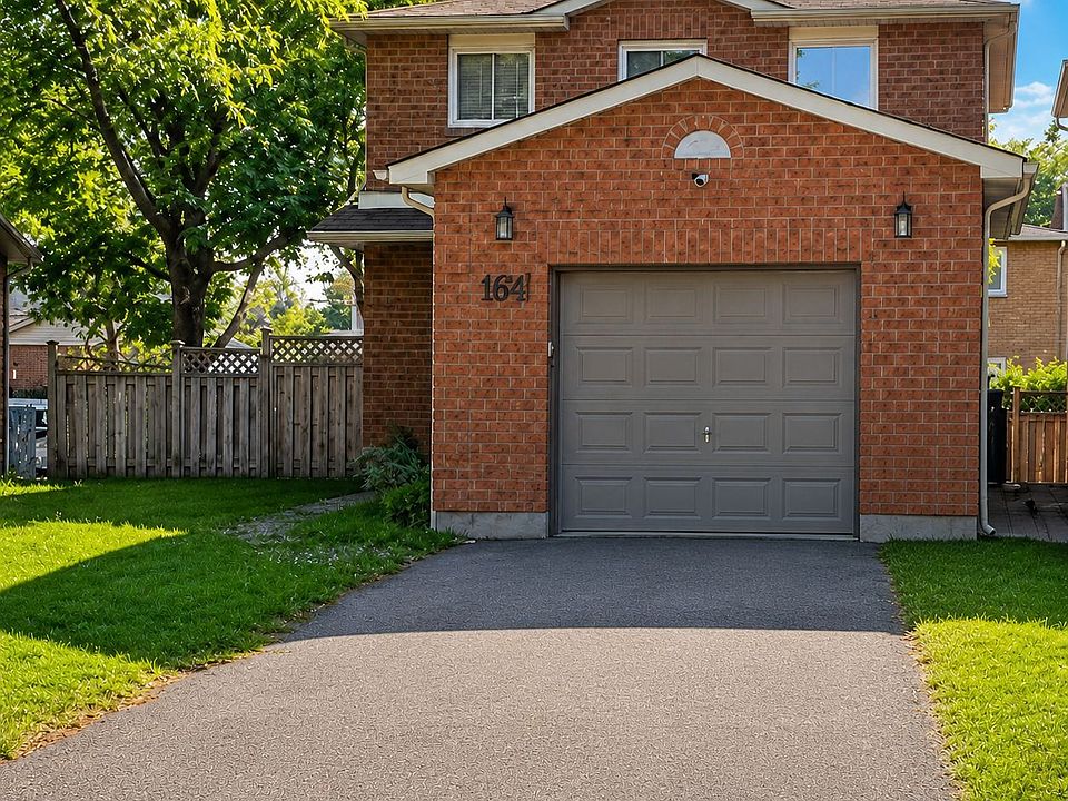 1st image of 164 Daniels Cres