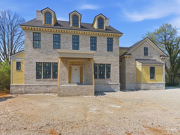 5th image of 215 Page Rd