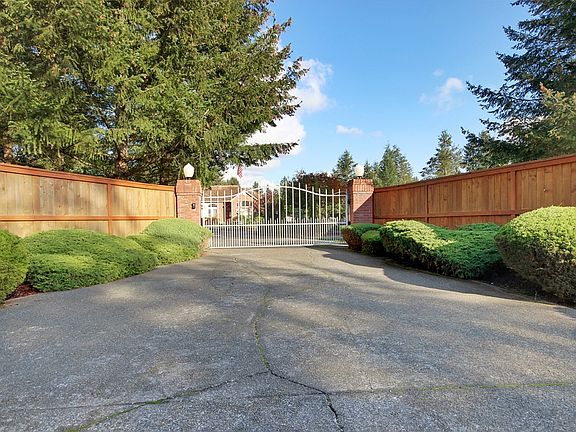 3rd image of 26119 30th Ave E