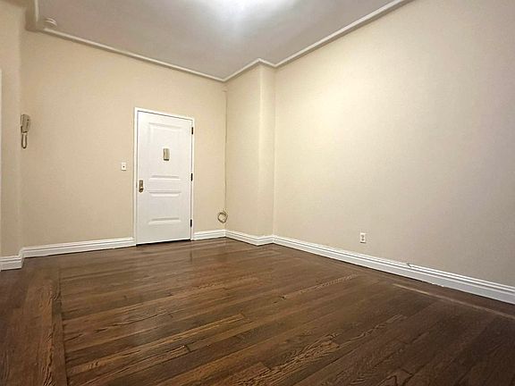 2nd image of 2350 Broadway #230