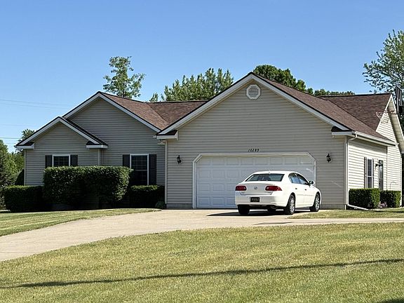 3rd image of 10289 Lee Rd