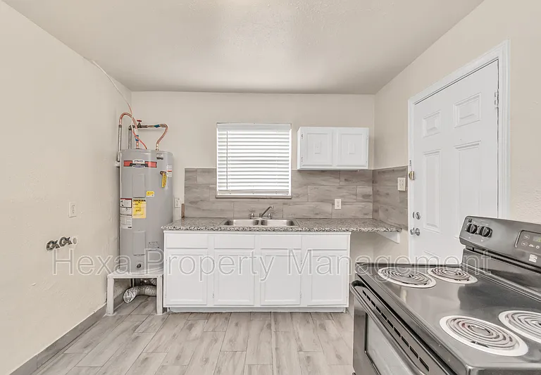 3822 Dabney St #3 — Photo 22