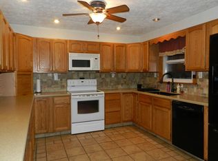 11 Vosburg St, Mansfield, PA 16933