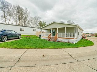 4317 Drake Dr, Bismarck, ND 58503