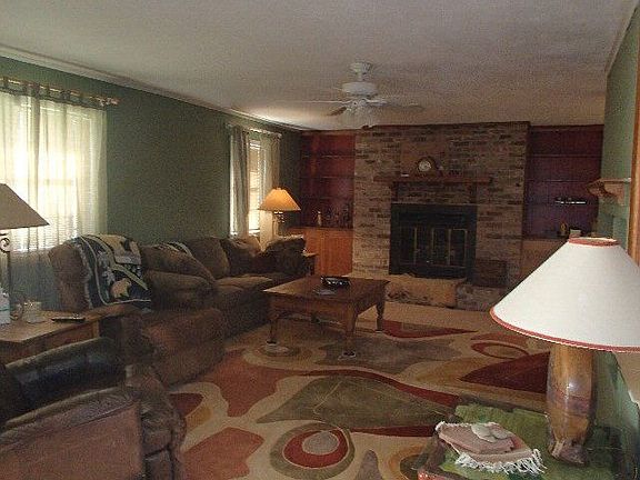 2nd image of 155 Graceland Cir