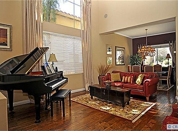 4th image of 2523 Newman Ave