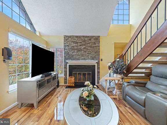 5th image of 14106 William St #19-B