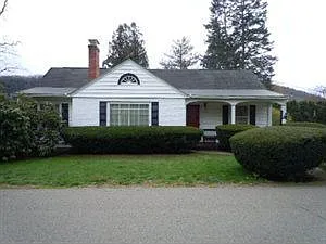 1833 Haines Ter photo 1