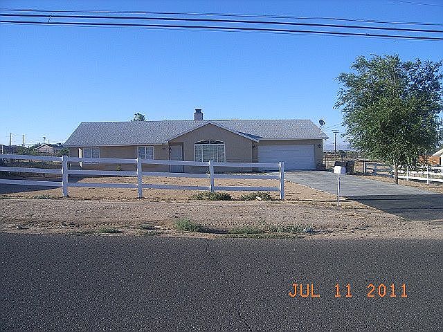 1st image of 18088 Live Oak St