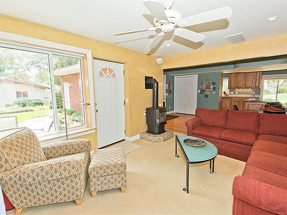 4th image of 6753 Cathedral Dr