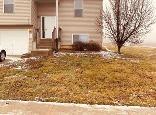 215 Birdie Dr, Pleasant Hill, MO 64080