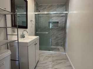 53 Perry Ave APT 3, Worcester, MA 01610