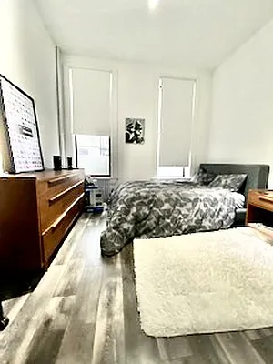 Rented by Bond New York | media 22