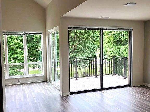 2nd image of 2515 N Wauwatosa Ave #100