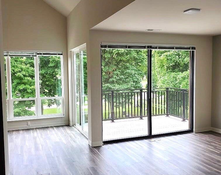 2nd image of 2515 N Wauwatosa Ave #105