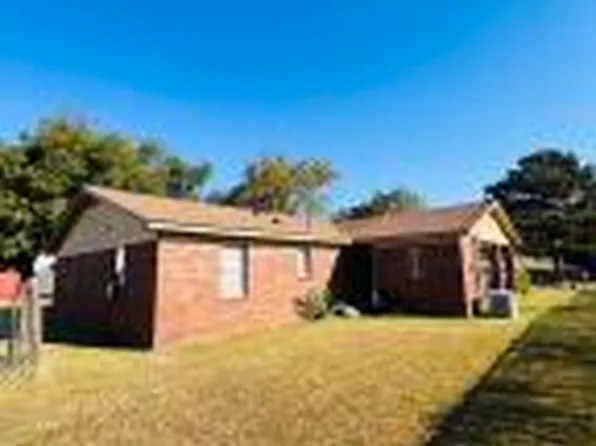 1405 N 3rd St, Dardanelle, AR 72834