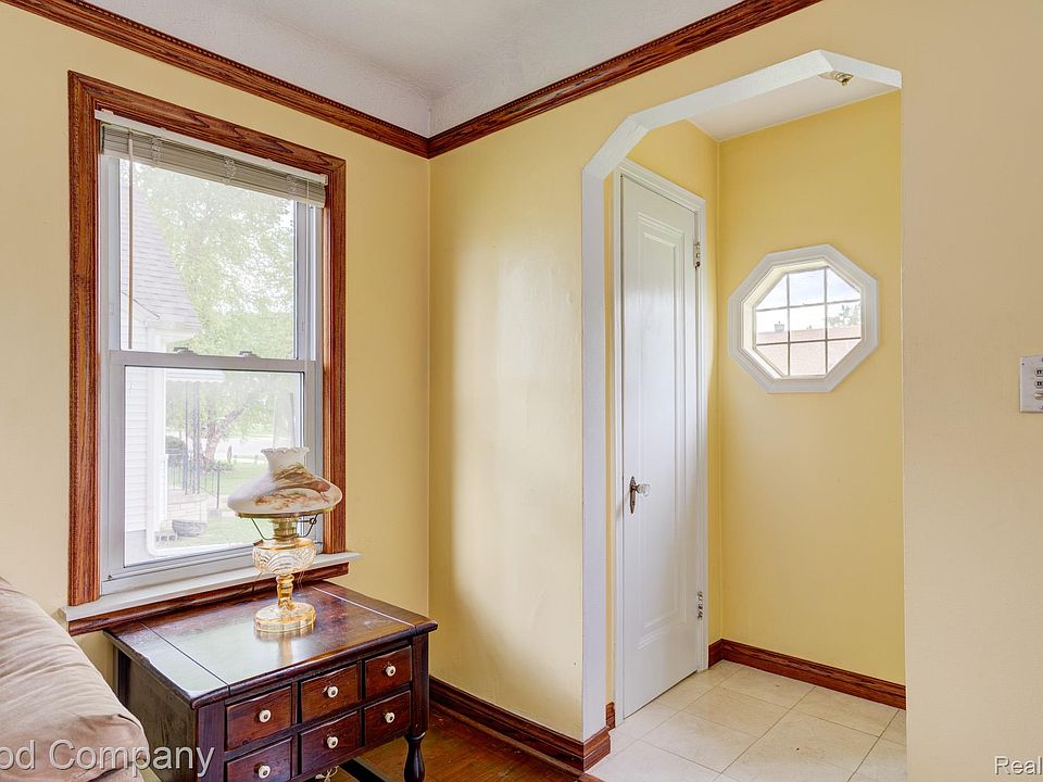 1355 Harvard Rd, photo 11