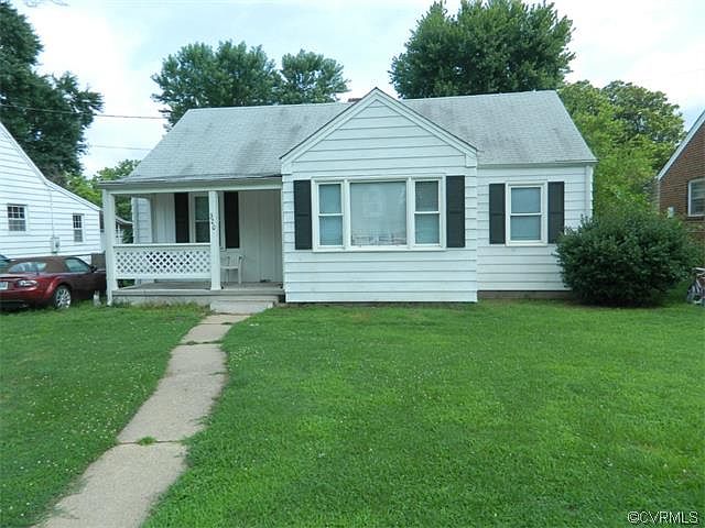 2nd image of 320 Moorman Ave