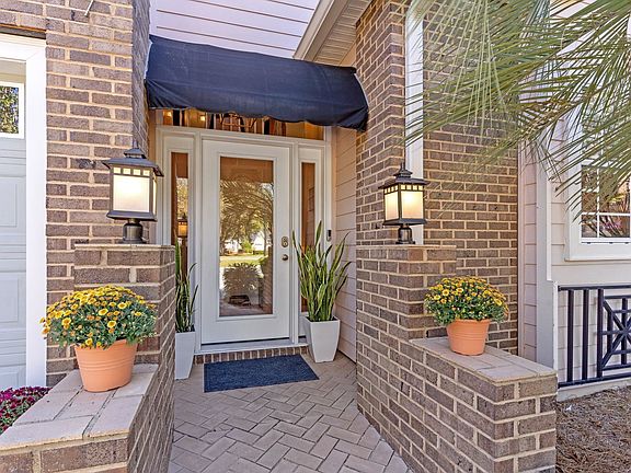 3rd image of 857 Wilmon Ct