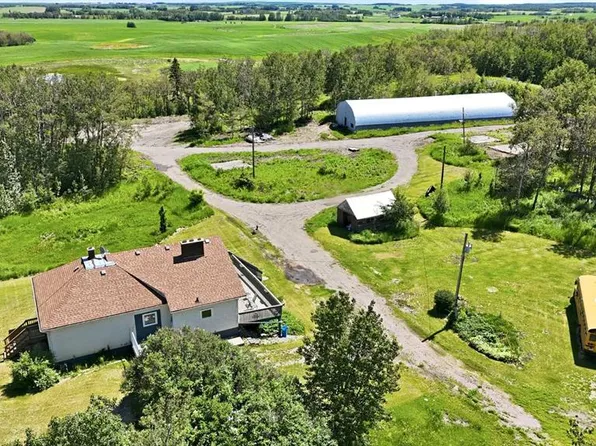 23221 Township Road 394, Lacombe County, AB T0C 0B0