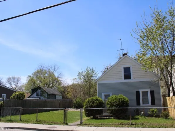 2612 W 27th St, Cleveland, OH 44113