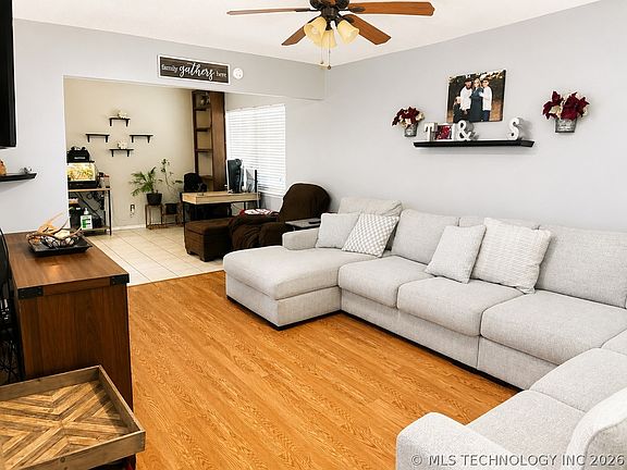 4th image of 1813 Bellaire Cir