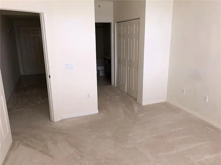 2421 NE 65th St #205 — Photo 5