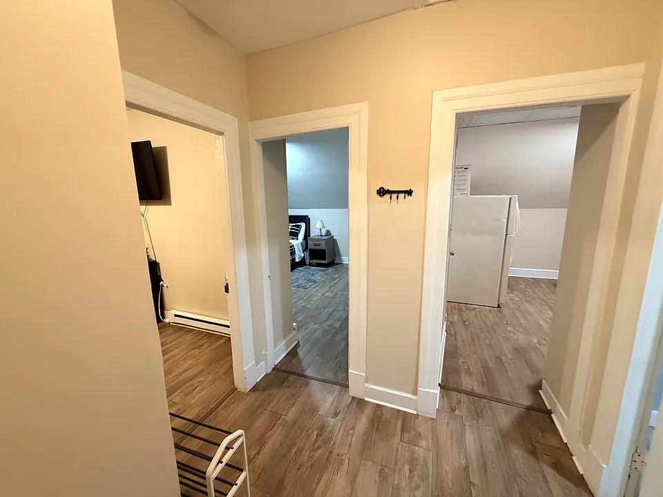 48 Elliott St #3