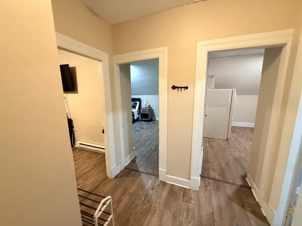 48 Elliott St, Meriden, CT