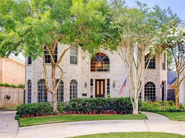 4910 Linden St, Bellaire, TX 77401