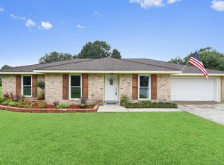 103 Pullin Dr, Youngsville, LA 70592