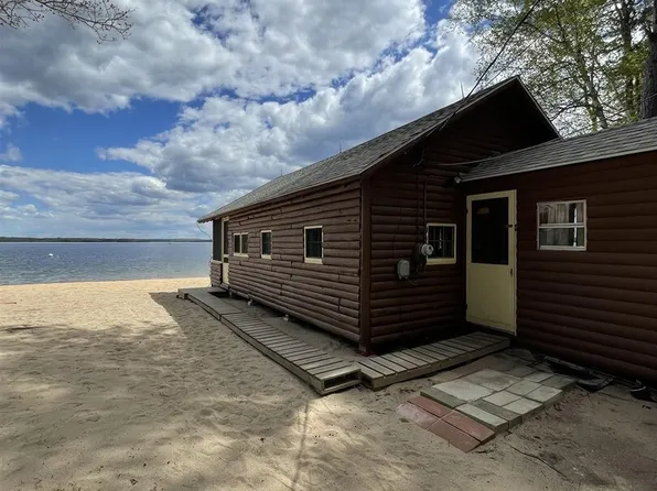 (undisclosed Address), Standish, ME 04084