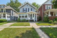 W 7th St-S2507-001.jpg