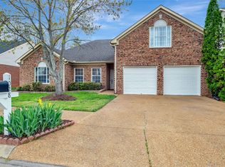 1028 Glastonbury Dr, Franklin, TN 37069