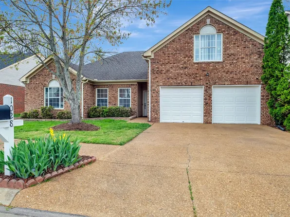 1028 Glastonbury Dr, Franklin, TN 37069