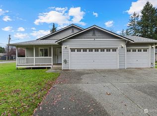 12113 35th Ave NE, Marysville, WA