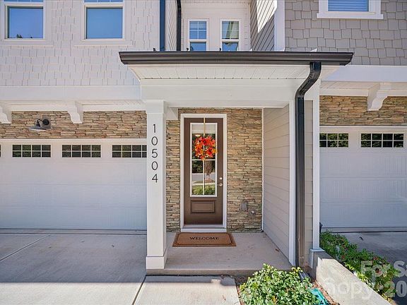 3rd image of 10504 Audubon Ridge Dr