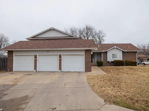 2106 S Linden Ct, Wichita, KS 67207