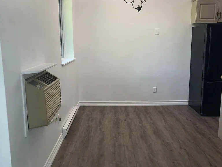29 West Ave W #111 — Photo 9