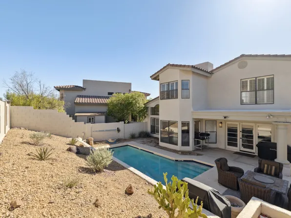 1532 E Meadow Ln, Phoenix, AZ 85022