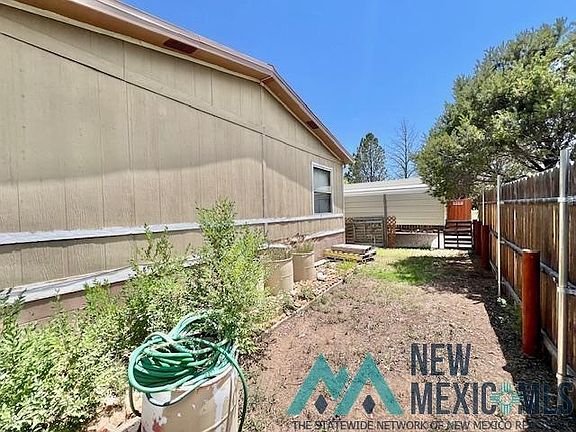 2nd image of 717 Parque Ave
