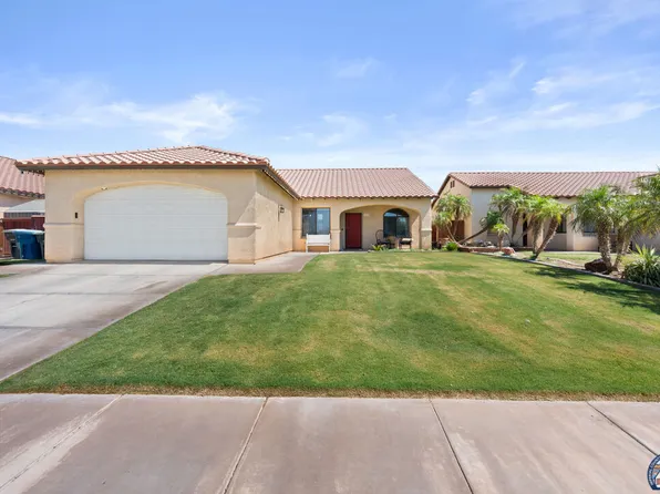 1298 Danenberg Dr, El Centro, CA 92243