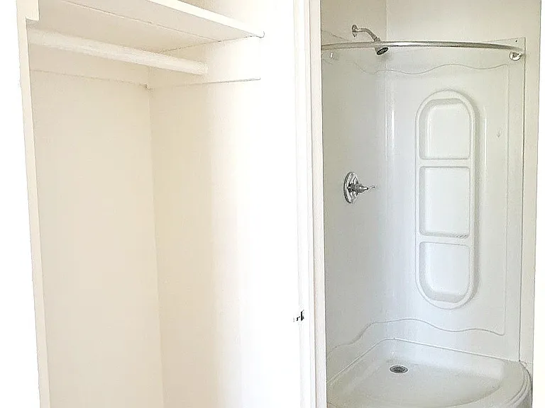 1745 Colby Ave #10 — Photo 7