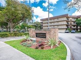 6655 W Broward Blvd APT 310, Plantation, FL 33317
