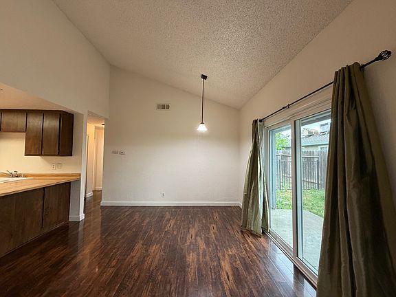 4th image of 4947 Travertine Cir #4947
